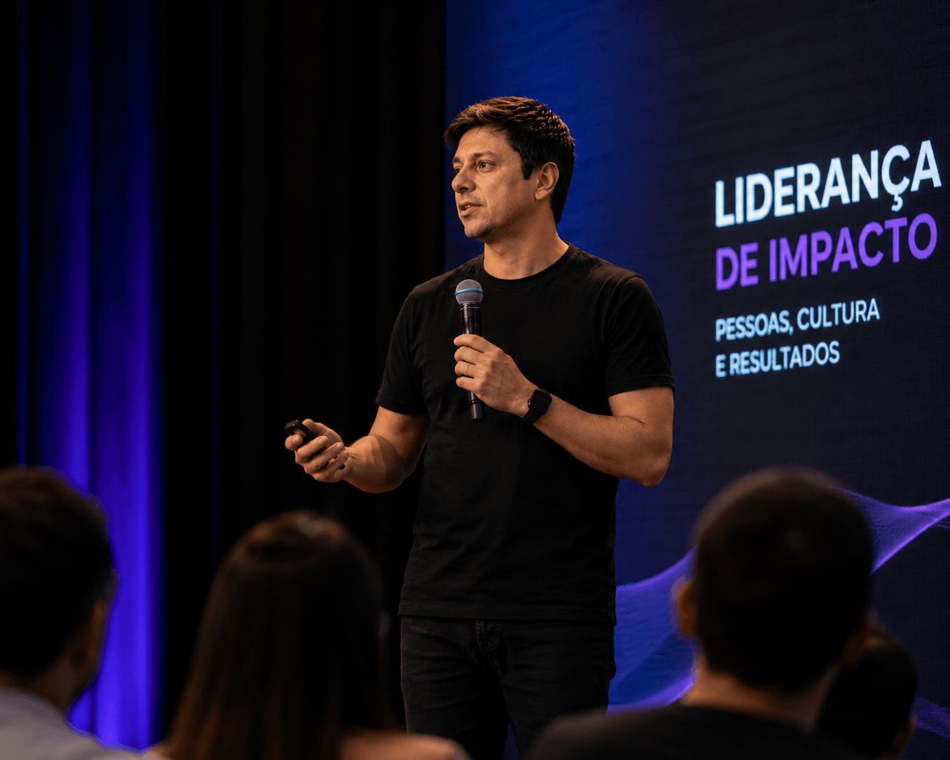 Igor Simas em palestra